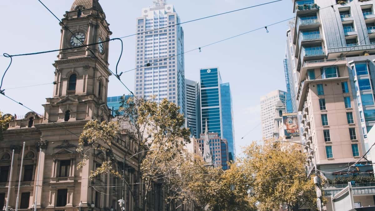 Creators: Reach Canada Brands on WeChat — Quick Wins