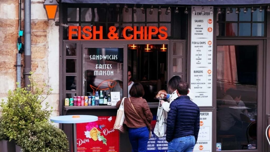 Udhezues praktik per reklamuesit shqiptare: si te identifikosh dhe te bashkepunosh me krijues nga South Africa per fushata Lazada dhe linja produkti, me keshilla lokale dhe strategji bashkepunimi.