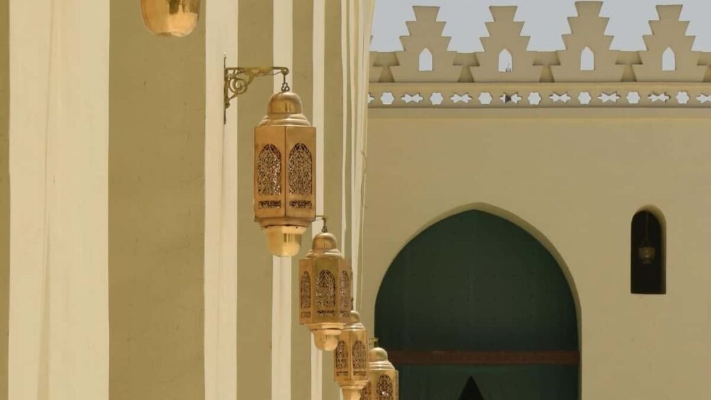 Udhezues praktik per krijues ne Shqiperi: si te kapni markat austriake ne Moj, te dizajnoni CTA-te qe shnderrojne dhe te matin ROI me shembuj nga RedNote dhe trendet e platformave.