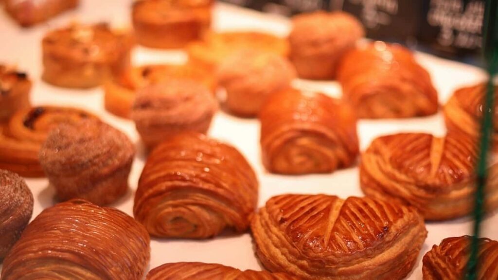 Udhezues praktik per krijues shqiptare: si te kontaktoni marka ecuadoriane ne Amazon, te dizajnoni bundle ekskluzive dhe te siguroni partneritete fitimprurese.