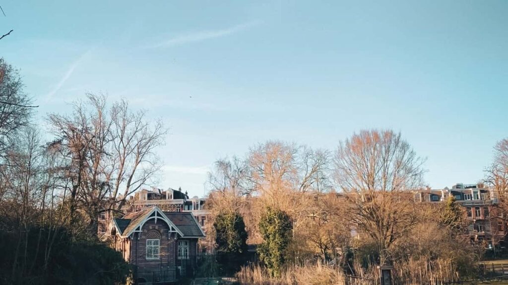 Udhezues praktik per krijues ne Shqiperi: si te identifikosh, kontakte dhe te siguroni rishikime produktesh fitness me marka nga Kenya permes Threads, me shembuj dhe strategji te pershtatura.